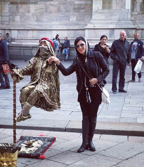 ۰۰۰۷۶۱۲۱۲۴