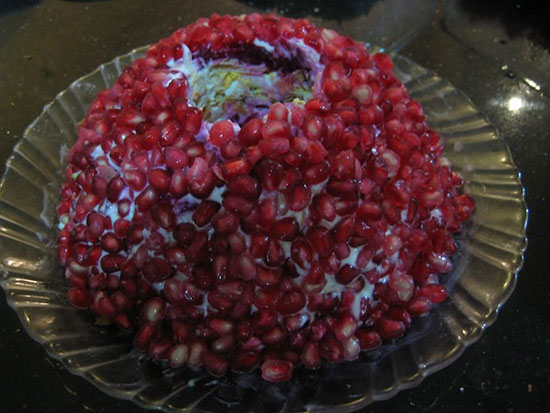 سالاد انار به شکل حلقه ، برای شب یلدا تصاویر مراحل درست کردن این سالاد 